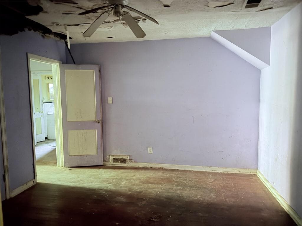 3 bedroom, 2 bathroom, 1,212 sq ft single family residence under contract at 1164 Dolphin Drive, Atlanta, GA 30311 — photo 7