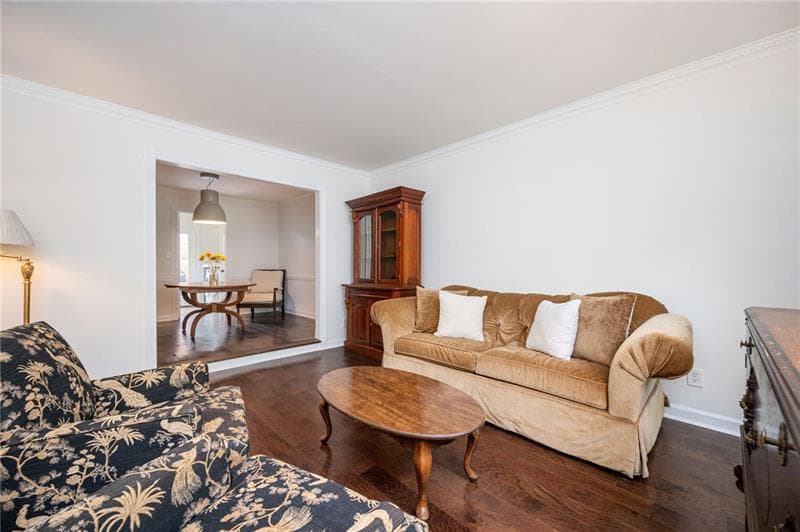 3 bedroom, 3 bathroom, 1,944 sq ft townhouse for sale at 1470 Leafmore Place, Decatur, GA 30033 — photo 5