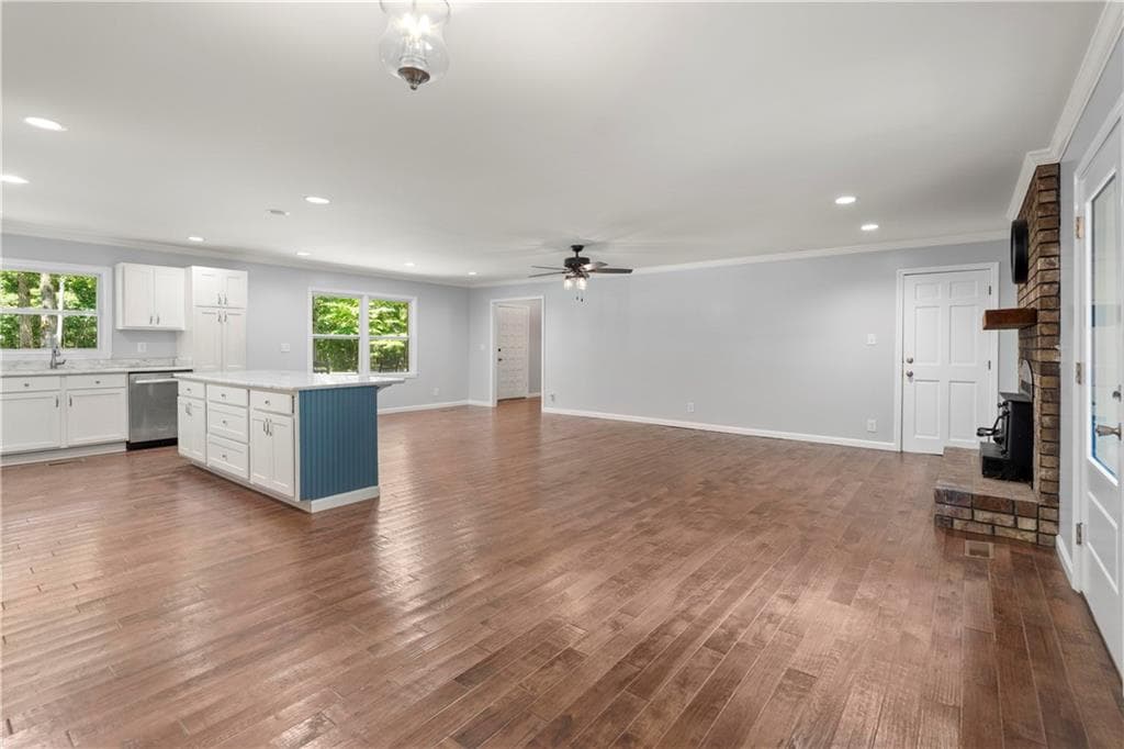 3 bedroom, 3 bathroom, 2,796 sq ft single family residence under contract at 211 Race Horse Drive, Summerville, GA 30747 — photo 7