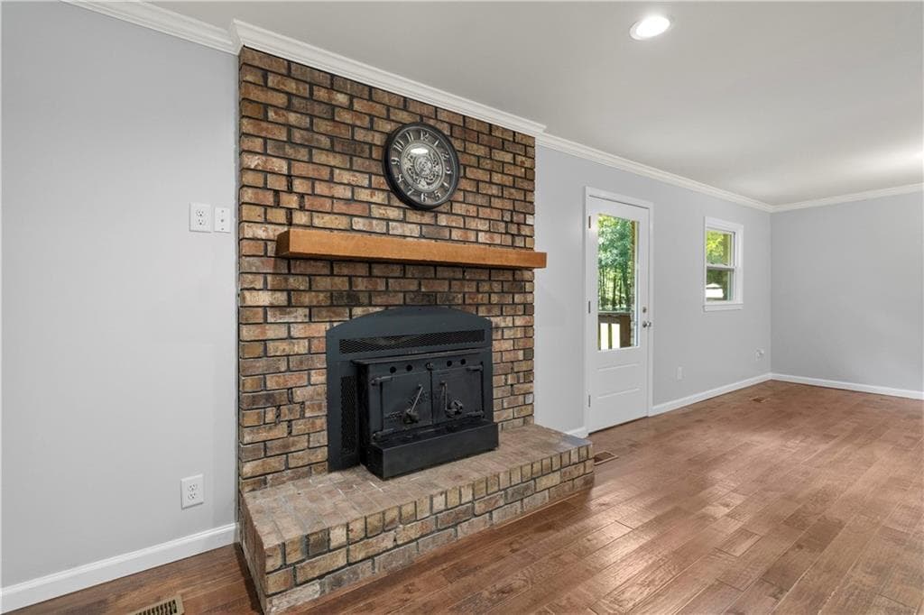 3 bedroom, 3 bathroom, 2,796 sq ft single family residence under contract at 211 Race Horse Drive, Summerville, GA 30747 — photo 8