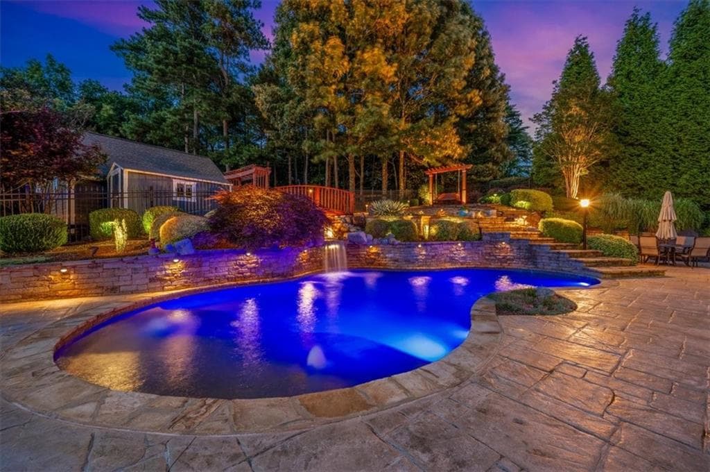 4 bedroom, 3 bathroom, 2,779 sq ft single family residence for sale at 20 Lake Overlook Drive, White, GA 30184