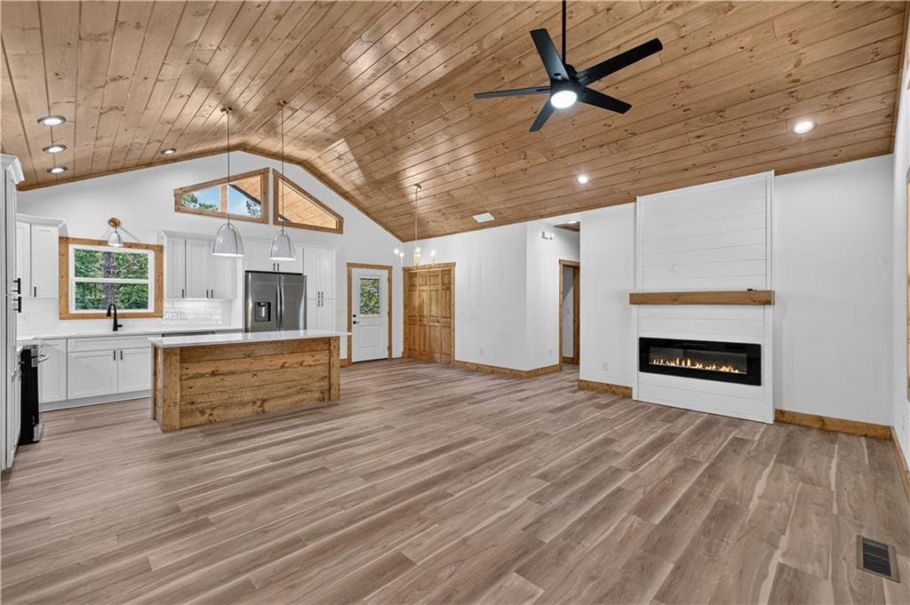 3 bedroom, 2 bathroom, 1,222 sq ft single family residence under contract at 274 Medina Court, Ellijay, GA 30540 — photo 9