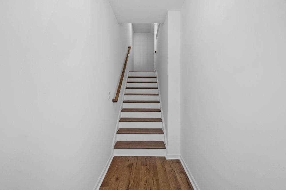 4 bedroom, 4 bathroom, 2,375 sq ft townhouse under contract at 2843 Rosehall Way, Lawrenceville, GA 30043 — photo 6