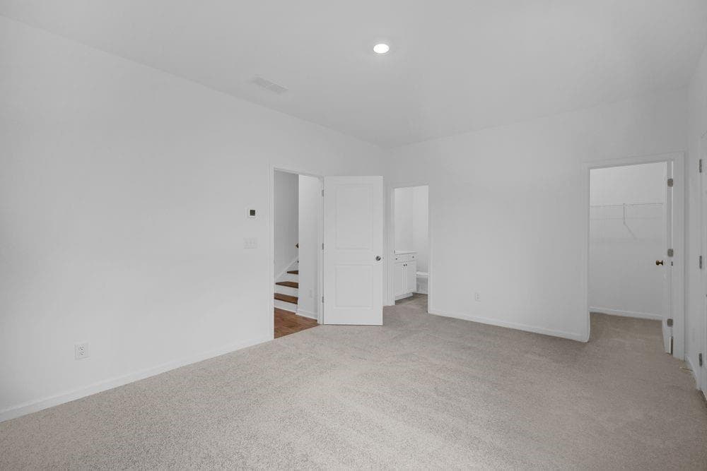 4 bedroom, 4 bathroom, 2,375 sq ft townhouse under contract at 2843 Rosehall Way, Lawrenceville, GA 30043 — photo 8