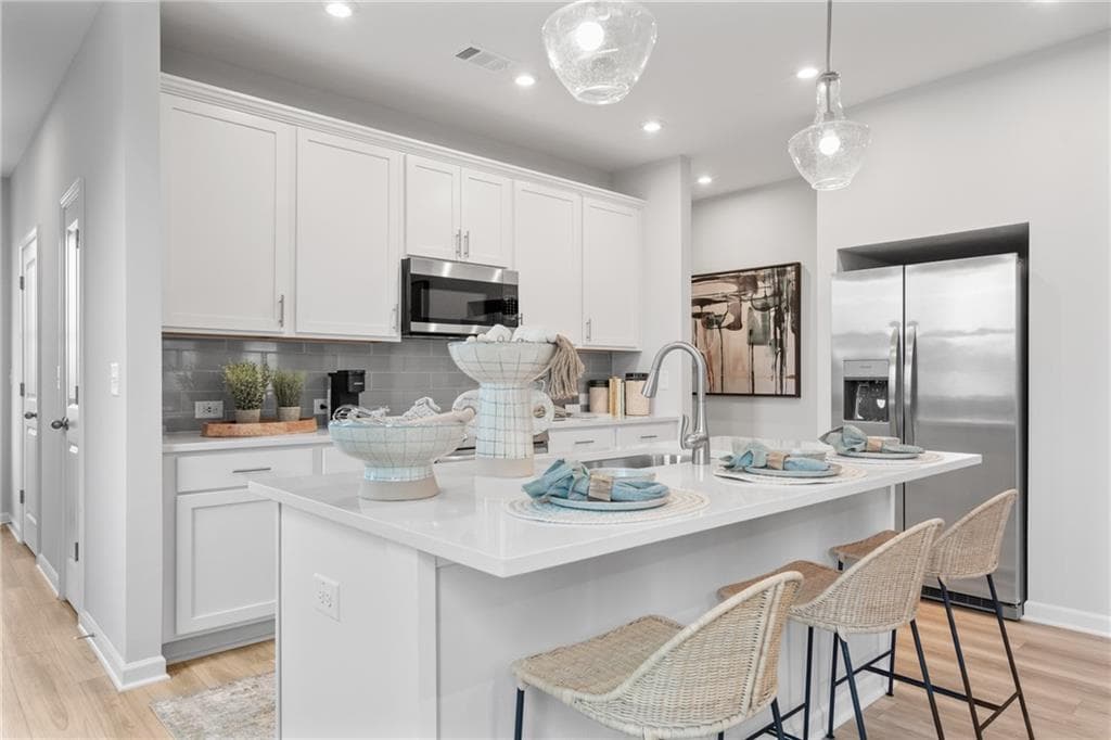 3 bedroom, 3 bathroom, 1,642 sq ft townhouse for sale at 532 Crown Ridge Drive, Emerson, GA 30120 — photo 5