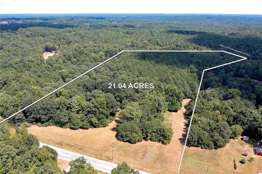 4 bedroom, 4 bathroom, 3,252 sq ft single family residence for sale at 3154 Highway 155, Mcdonough, GA 30252 — photo 2