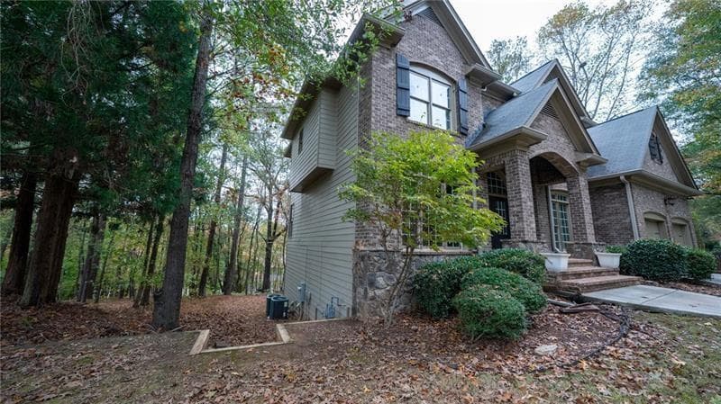 5 bedroom, 4 bathroom, 3,234 sq ft single family residence for rent at 1949 Point River Drive, Duluth, GA 30097 for $3,400 a month — photo 4