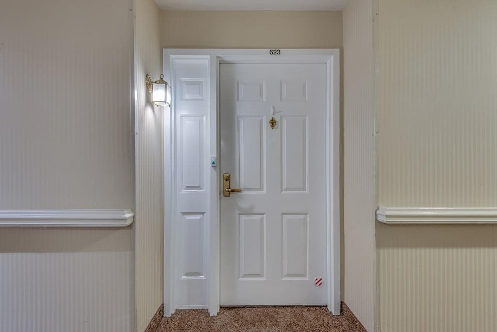1 bedroom, 1 bathroom, 872 sq ft condominium for sale at 1800 Clairmont Lake A623, Decatur, GA 30033 — photo 7