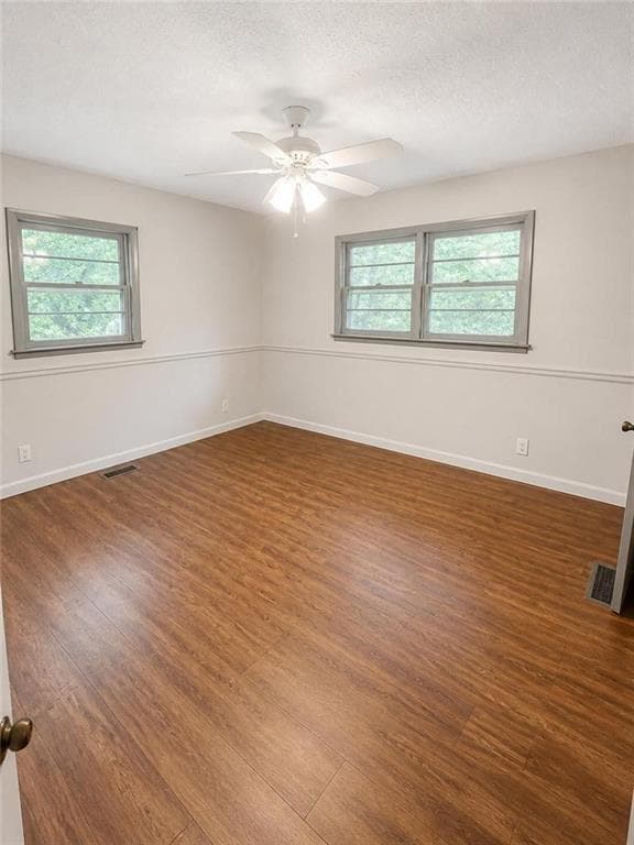 3 bedroom, 2 bathroom, 1,080 sq ft single family residence for sale at 203 Briarwood Drive, Dallas, GA 30132 — photo 10