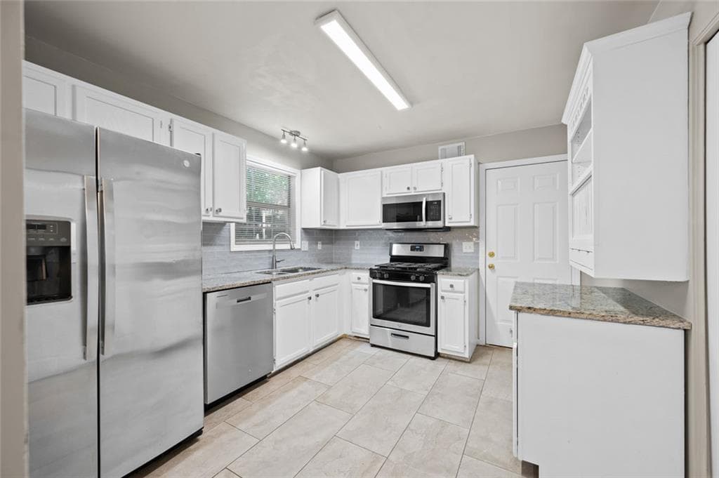 3 bedroom, 3 bathroom, 1,341 sq ft single family residence for sale at 2797 Northgate Way, Acworth, GA 30101 — photo 10