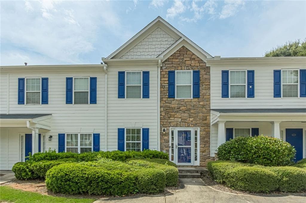 2 bedroom, 3 bathroom, 1,548 sq ft townhouse for rent at 585 McWilliams Road 2603, Atlanta, GA 30315 for $1,750 a month — photo 1 of 38
