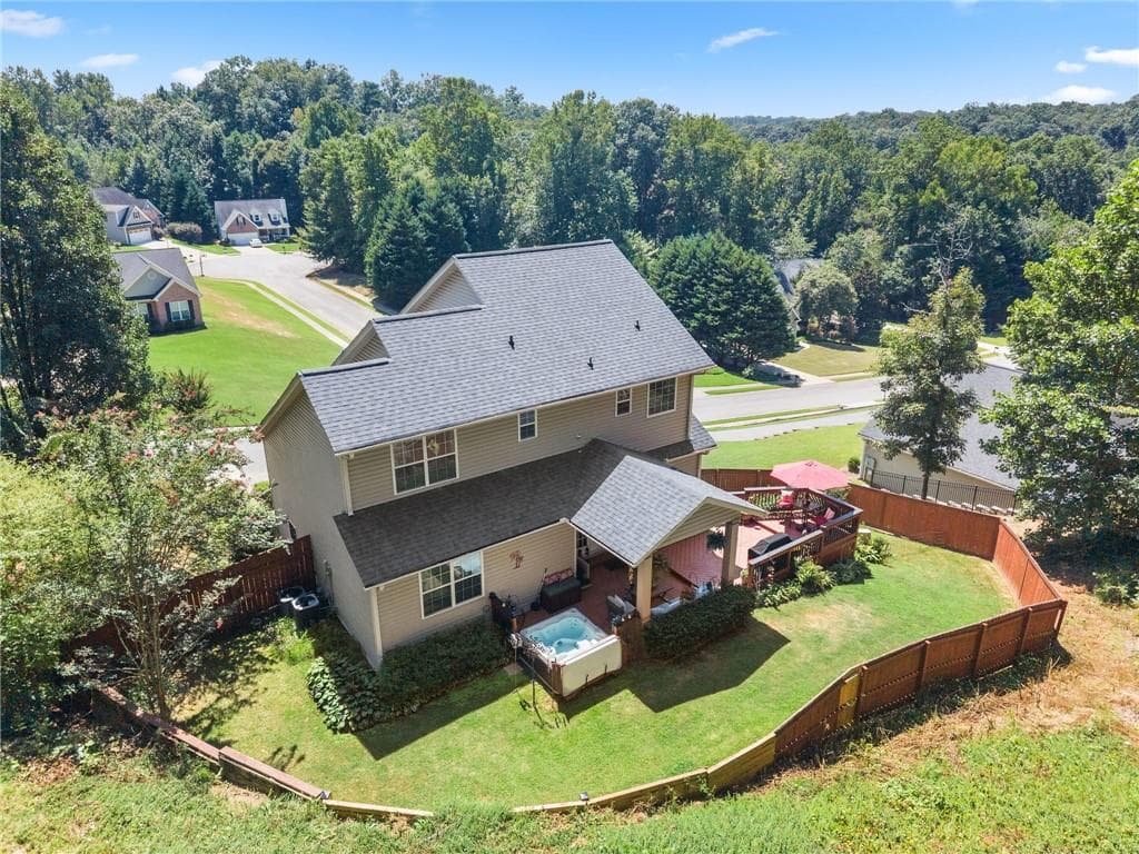 3 bedroom, 3 bathroom, 2,272 sq ft single family residence under contract at 4526 Old Princeton Ridge, Gainesville, GA 30506 — photo 3