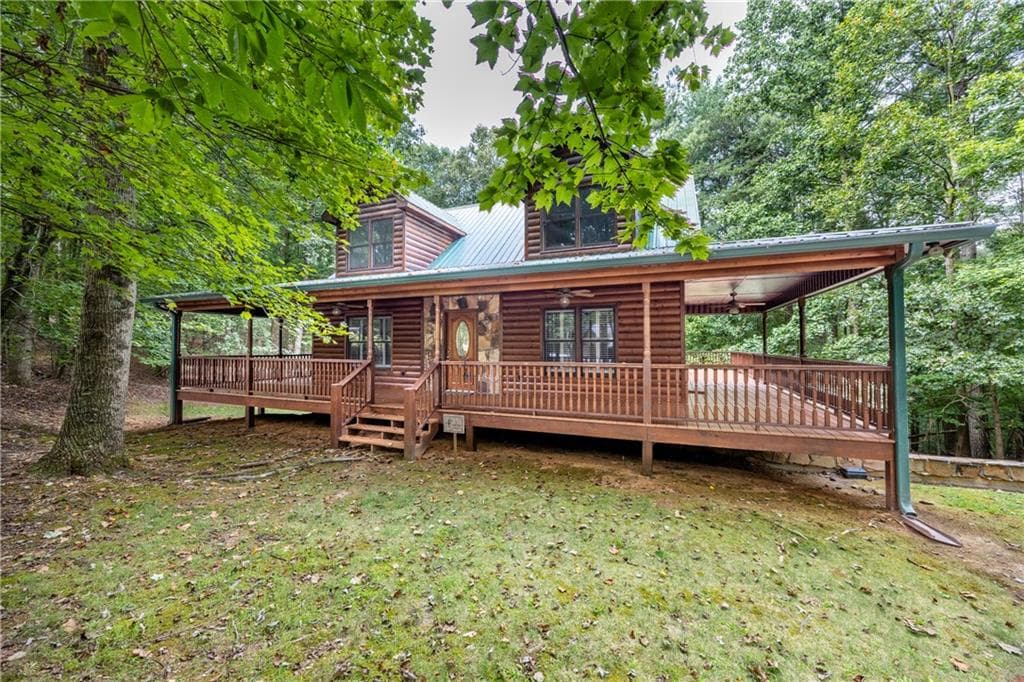 3 bedroom, 4 bathroom, 2,600 sq ft single family residence for sale at 7 Lakeview Circle, Ellijay, GA 30536 — photo 3