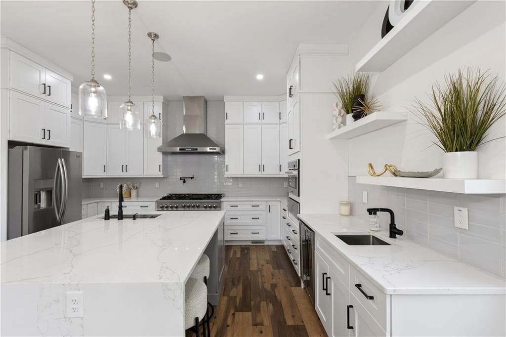 5 bedroom, 4 bathroom, 3,900 sq ft single family residence for sale at 2014 Cambridge Avenue, College Park, GA 30337 — photo 8