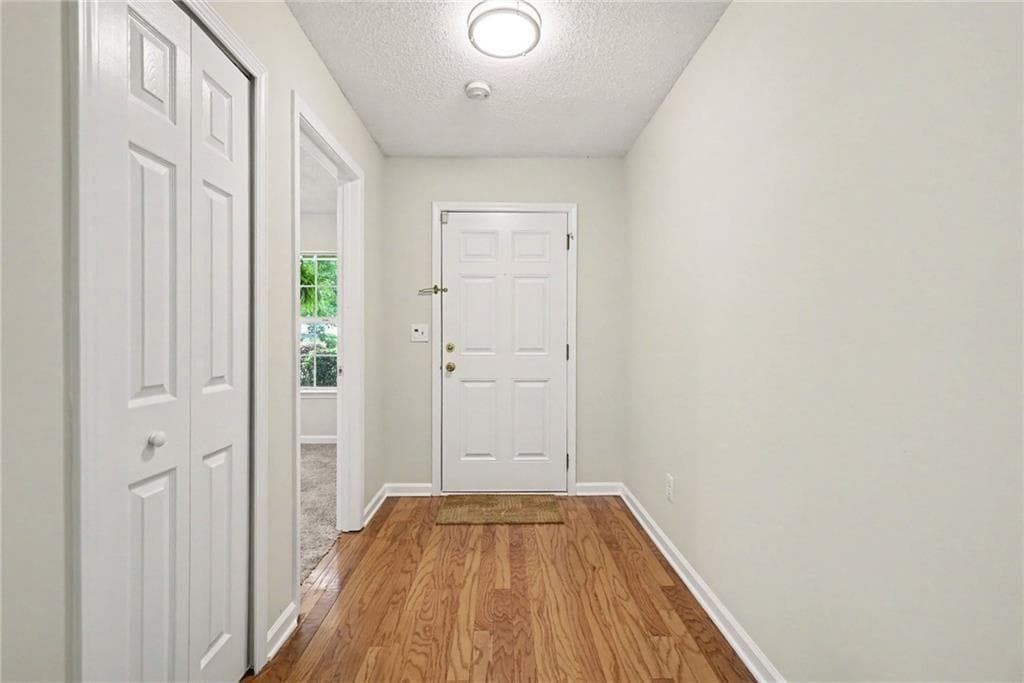 4 bedroom, 2 bathroom, 1,870 sq ft single family residence under contract at 460 Pinevale Court, Atlanta, GA 30349 — photo 10