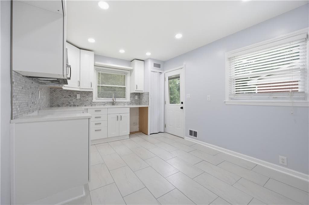 3 bedroom, 2 bathroom, 1,088 sq ft single family residence under contract at 2609 Harmony Way, Atlanta, GA 30344 — photo 5