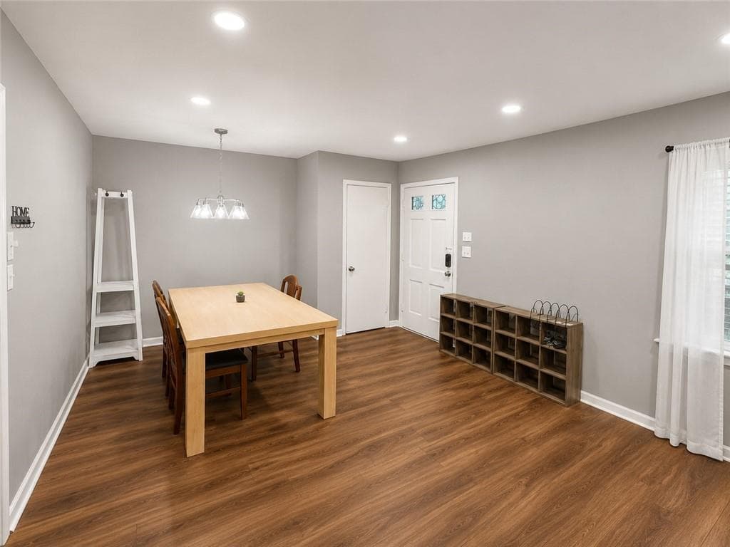4 bedroom, 2 bathroom, 1,540 sq ft single family residence for sale at 1821 Sandringham Drive, Atlanta, GA 30311 — photo 6