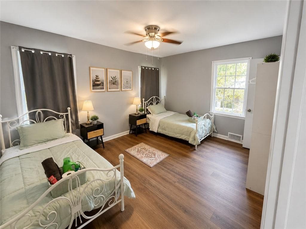 4 bedroom, 2 bathroom, 1,540 sq ft single family residence for sale at 1821 Sandringham Drive, Atlanta, GA 30311 — photo 9