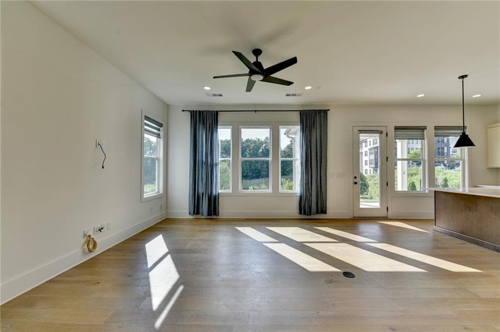 5 bedroom, 4 bathroom, 3,590 sq ft single family residence for sale at 1205 Westshore Drive, Cumming, GA 30041 — photo 5