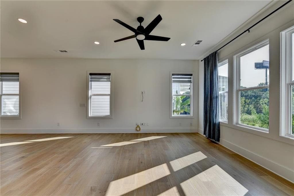5 bedroom, 4 bathroom, 3,590 sq ft single family residence for sale at 1205 Westshore Drive, Cumming, GA 30041 — photo 7