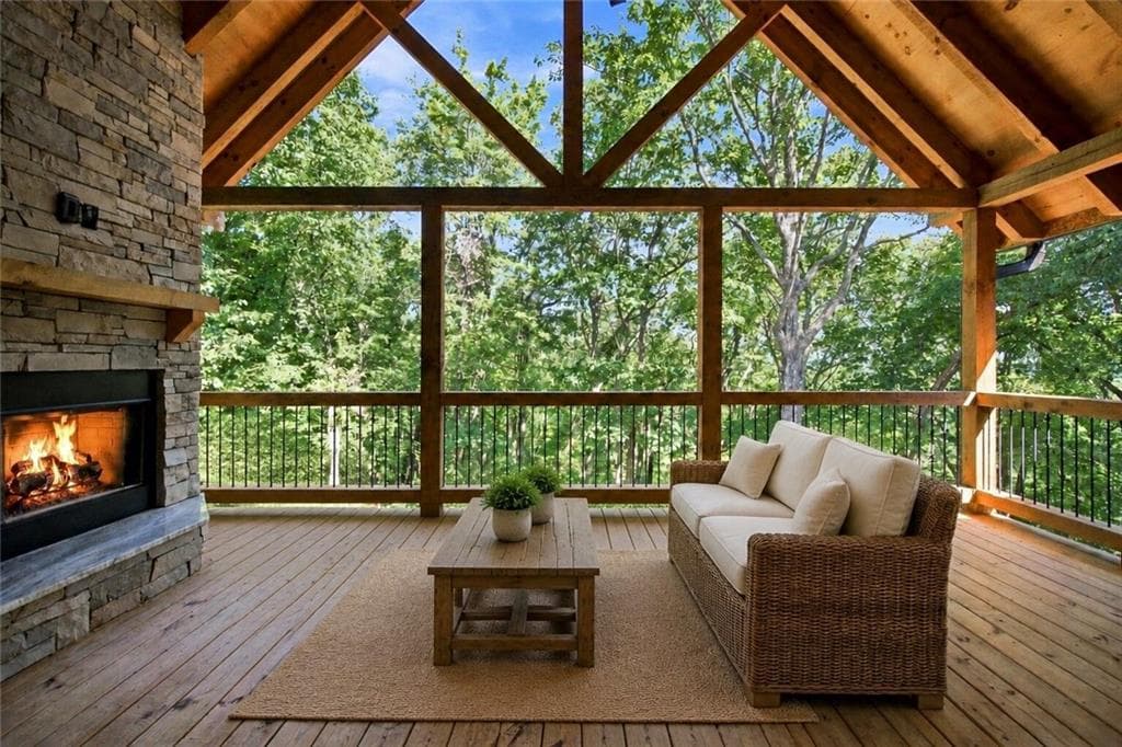 4 bedroom, 4 bathroom, 2,800 sq ft single family residence for sale at 970 Mountain Oak Road, Ellijay, GA 30536 — photo 5
