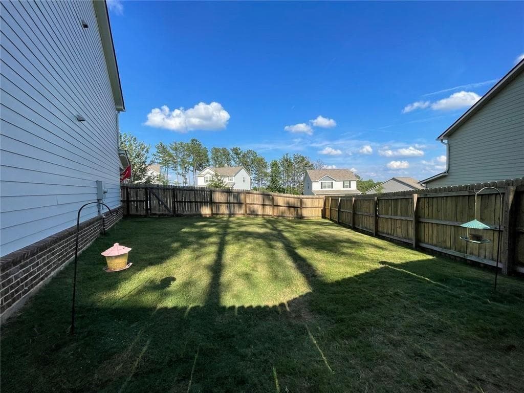 3 bedroom, 3 bathroom, 2,173 sq ft single family residence for sale at 1018 Nandina Court, Villa Rica, GA 30180 — photo 8