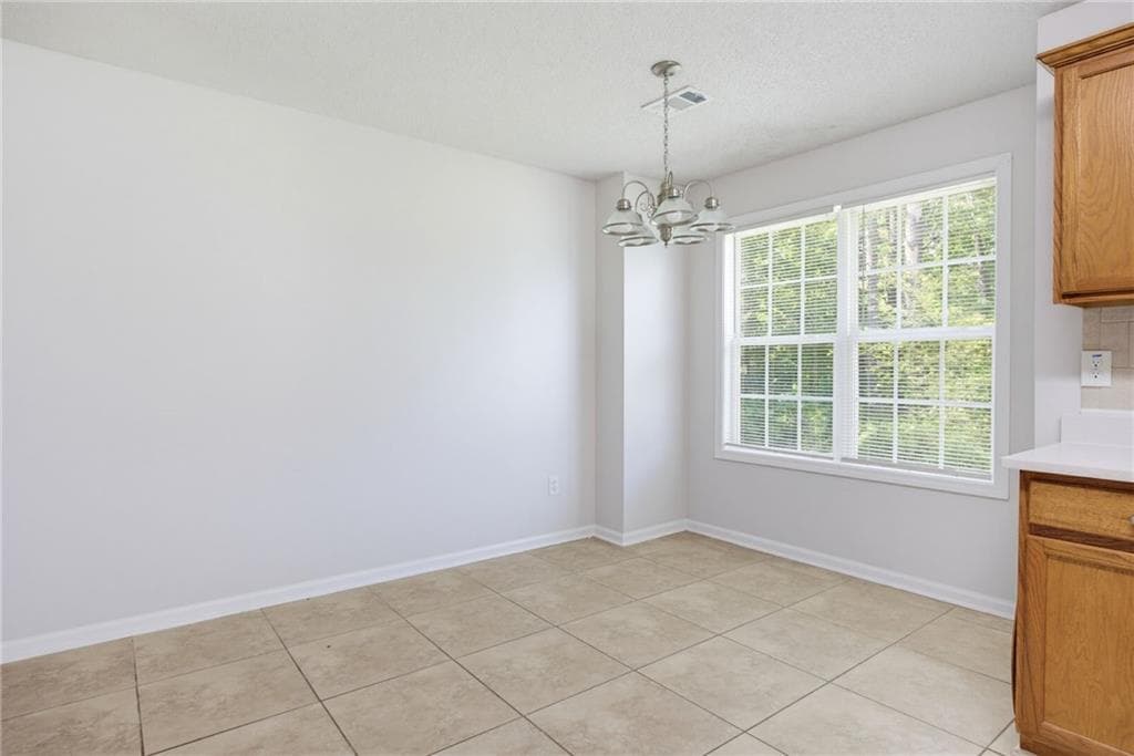 3 bedroom, 2 bathroom, 1,281 sq ft single family residence under contract at 1646 Holly Springs Road, Rockmart, GA 30153 — photo 9