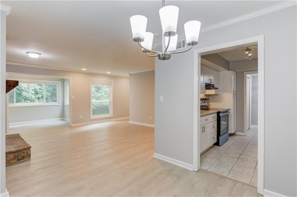 2 bedroom, 2 bathroom, 1,200 sq ft condominium for sale at 5907 Woodmont Boulevard, Peachtree Corners, GA 30092 — photo 6