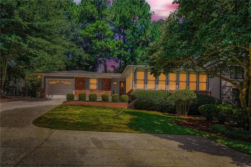 3 bedroom, 2 bathroom, 1,994 sq ft single family residence for rent at 1278 Fairhill Lane, Brookhaven, GA 30319 for $4,000 a month — photo 3