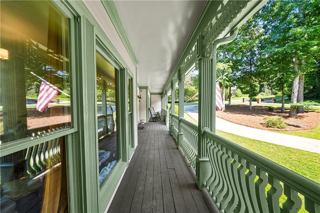 5 bedroom, 6 bathroom, 8,189 sq ft single family residence for sale at 5102 Chastleton Drive, Stone Mountain, GA 30087 — photo 4