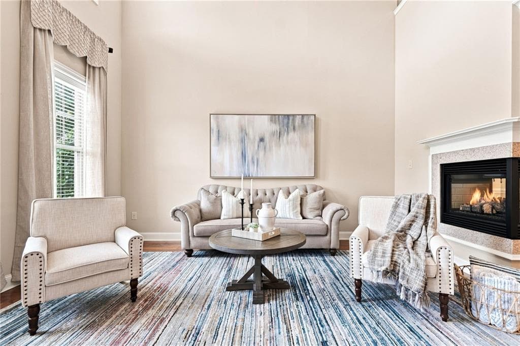 3 bedroom, 3 bathroom, 2,147 sq ft townhouse for sale at 7920 Pierpoint Lane, Alpharetta, GA 30005 — photo 6