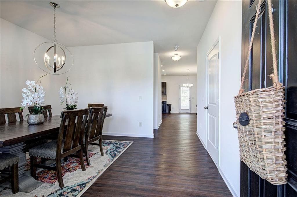 4 bedroom, 3 bathroom, 2,005 sq ft single family residence for sale at 8 Joplin Street, Rome, GA 30161 — photo 5