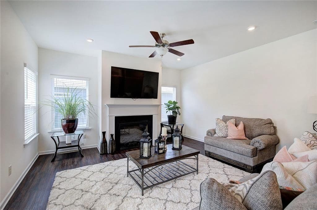 4 bedroom, 3 bathroom, 2,005 sq ft single family residence for sale at 8 Joplin Street, Rome, GA 30161 — photo 10