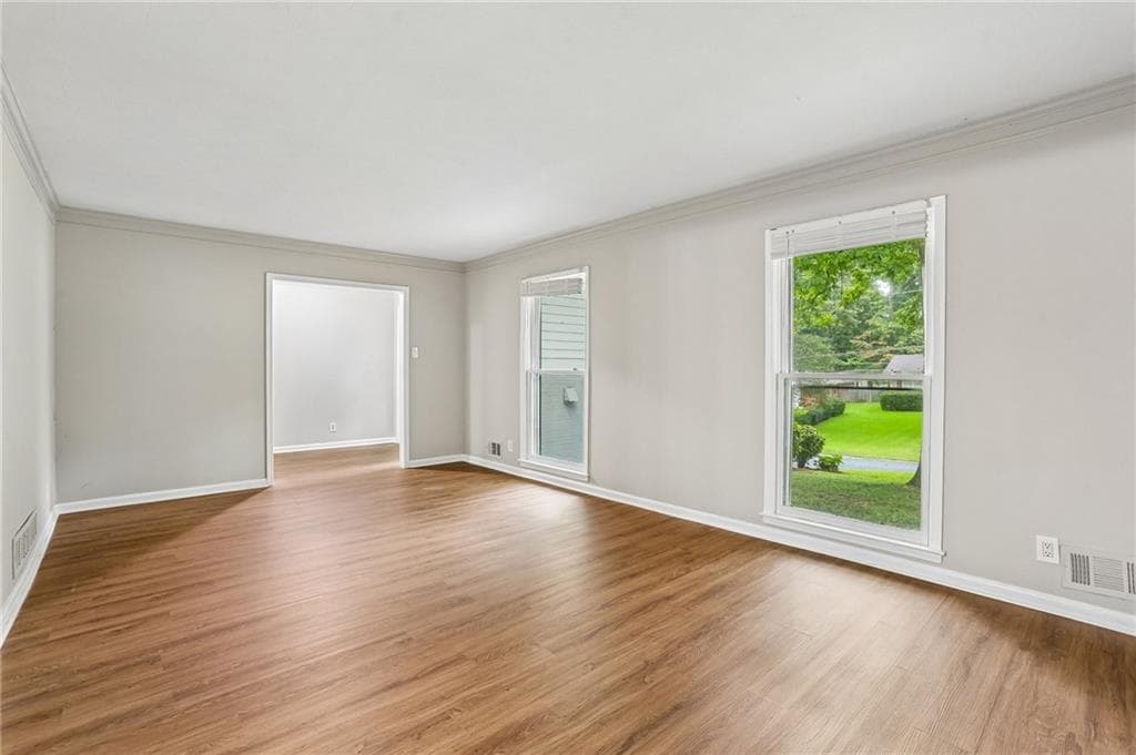 4 bedroom, 3 bathroom, 2,477 sq ft single family residence for sale at 2896 Haverford Lane, Marietta, GA 30067 — photo 3