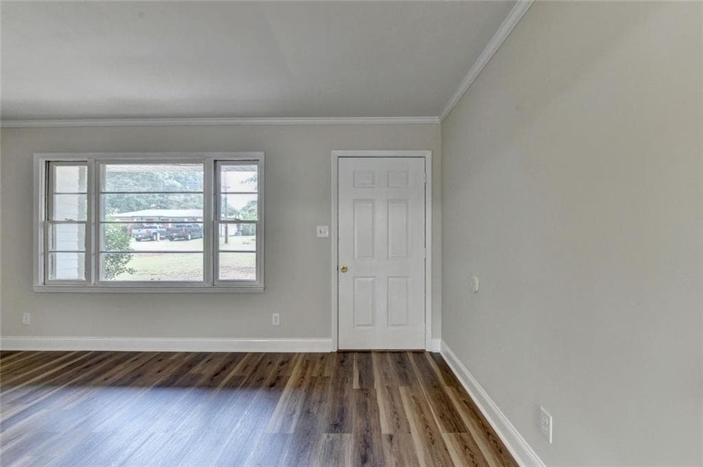 4 bedroom, 2 bathroom, 1,299 sq ft single family residence for sale at 85 Georgia Road, Covington, GA 30016 — photo 2