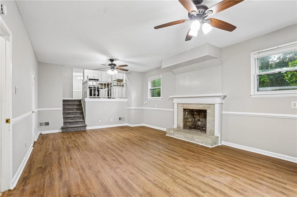 4 bedroom, 3 bathroom, 2,477 sq ft single family residence for sale at 2896 Haverford Lane, Marietta, GA 30067 — photo 5