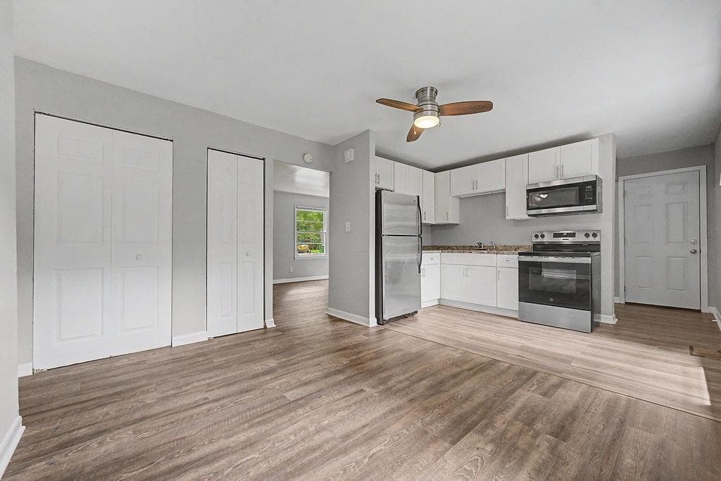 3 bedroom, 1 bathroom, 1,000 sq ft single family residence for sale at 3791 Clovis Court, Atlanta, GA 30331 — photo 7