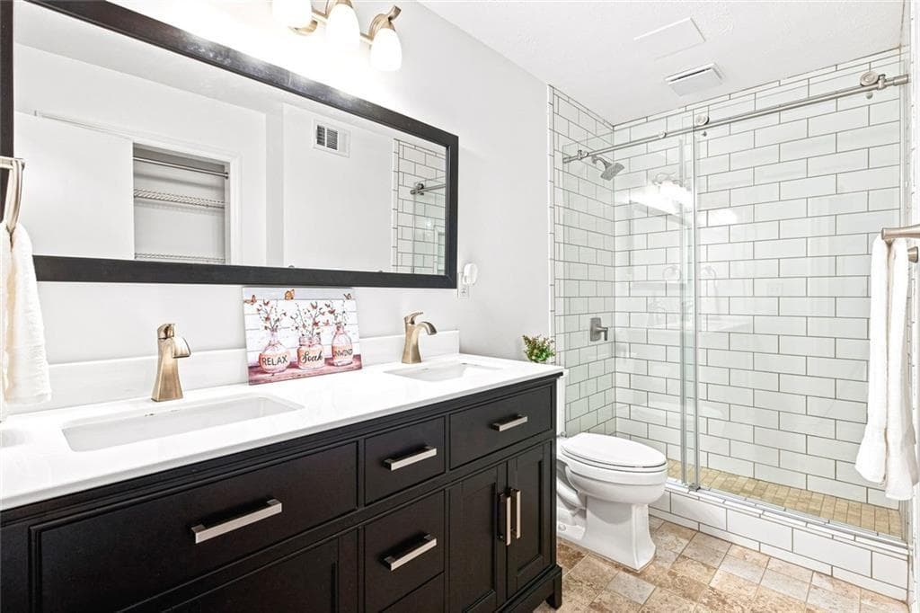 3 bedroom, 3 bathroom, 1,484 sq ft condominium under contract at 6304 Park Avenue D3, Sandy Springs, GA 30342 — photo 8