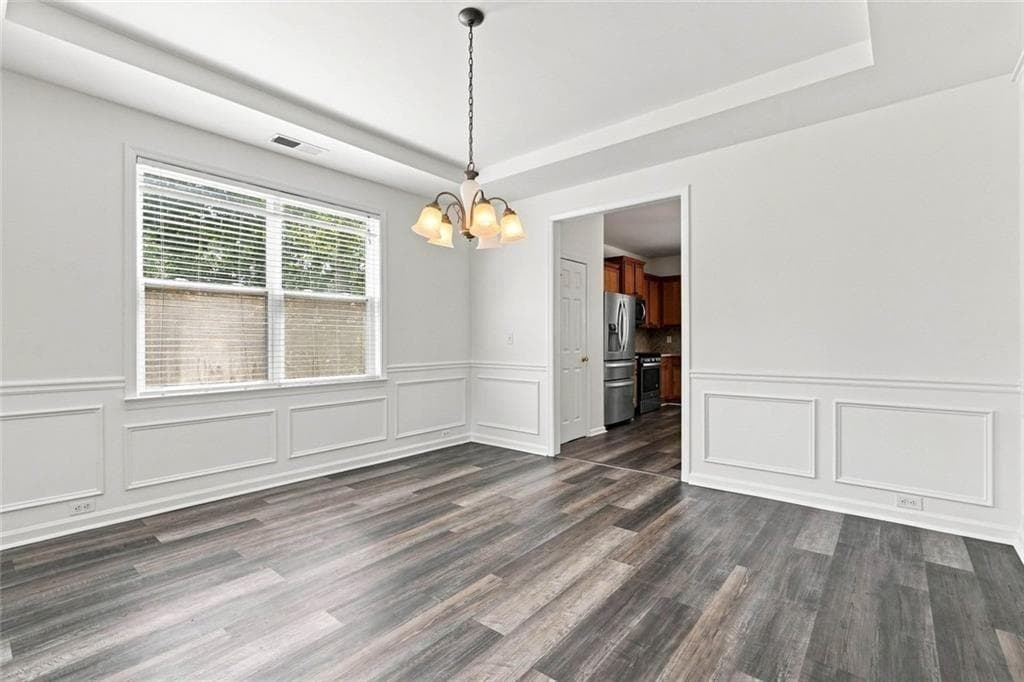 5 bedroom, 4 bathroom, 3,679 sq ft single family residence for sale at 1015 Liberty Ives Drive, Auburn, GA 30011 — photo 9