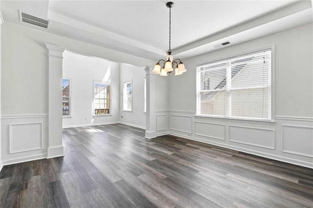 5 bedroom, 4 bathroom, 3,679 sq ft single family residence for sale at 1015 Liberty Ives Drive, Auburn, GA 30011 — photo 10