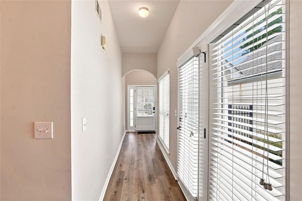 2 bedroom, 2 bathroom, 1,477 sq ft single family residence under contract at 4930 Magnolia Cottage Way, Acworth, GA 30101 — photo 7