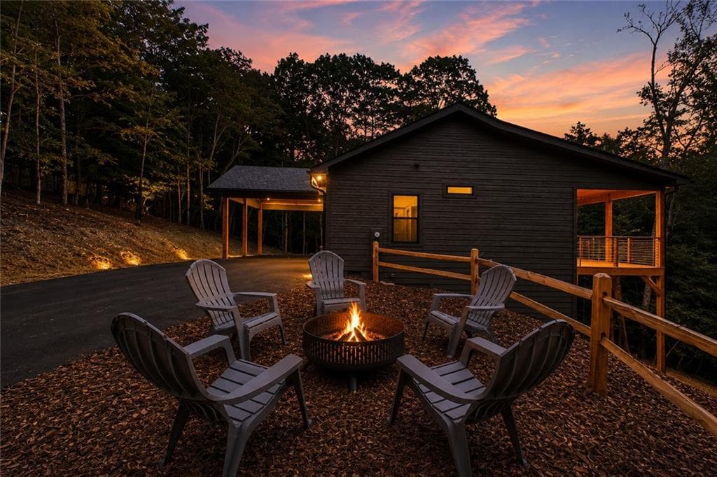 3 bedroom, 2 bathroom, 1,222 sq ft single family residence under contract at 274 Medina Court, Ellijay, GA 30540 — photo 5