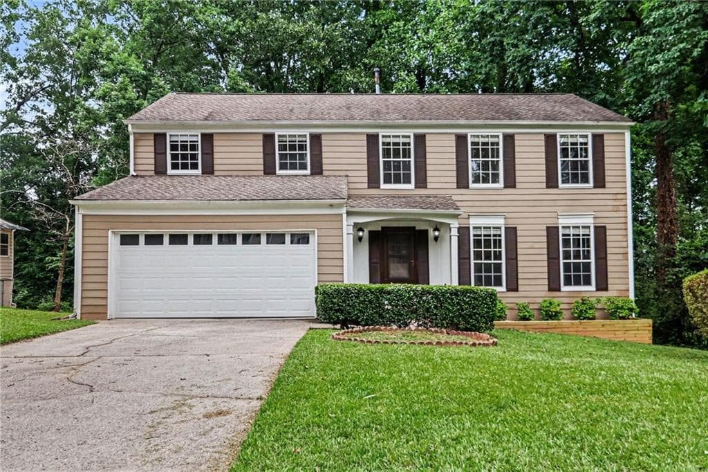 4 bedroom, 3 bathroom, 2,638 sq ft single family residence under contract at 1468 Heritage Glen Drive, Marietta, GA 30068