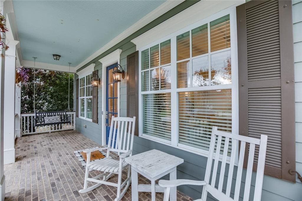 5 bedroom, 4 bathroom, 3,334 sq ft single family residence for sale at 6454 Park Bench Place, Hoschton, GA 30548 — photo 8