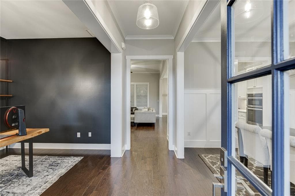 5 bedroom, 4 bathroom, 3,334 sq ft single family residence for sale at 6454 Park Bench Place, Hoschton, GA 30548 — photo 9