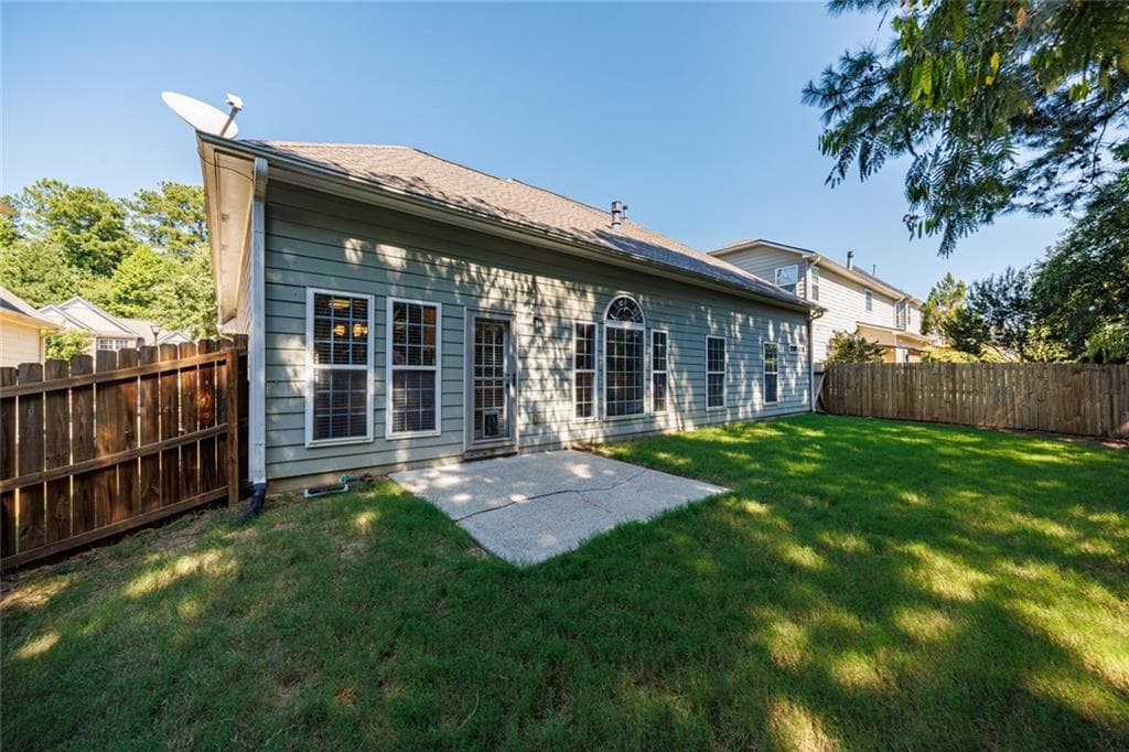 4 bedroom, 3 bathroom, 2,784 sq ft single family residence for sale at 560 Roland Manor Drive, Dacula, GA 30019 — photo 7