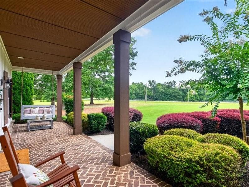 4 bedroom, 4 bathroom, 3,974 sq ft single family residence for sale at 38 Mattox Road, Newnan, GA 30263 — photo 9