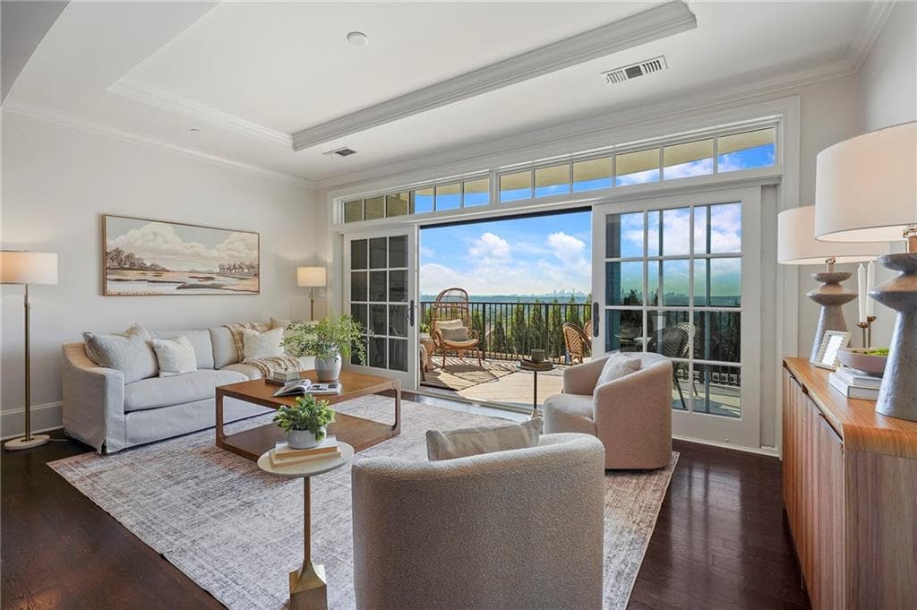 2 bedroom, 2 bathroom, 1,766 sq ft condominium for sale at 2700 Paces Ferry Road 203, Atlanta, GA 30339 — photo 9