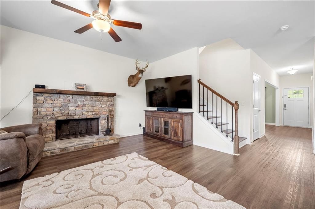 4 bedroom, 3 bathroom, 2,564 sq ft single family residence under contract at 814 Wilbanks Road, Alto, GA 30510 — photo 10