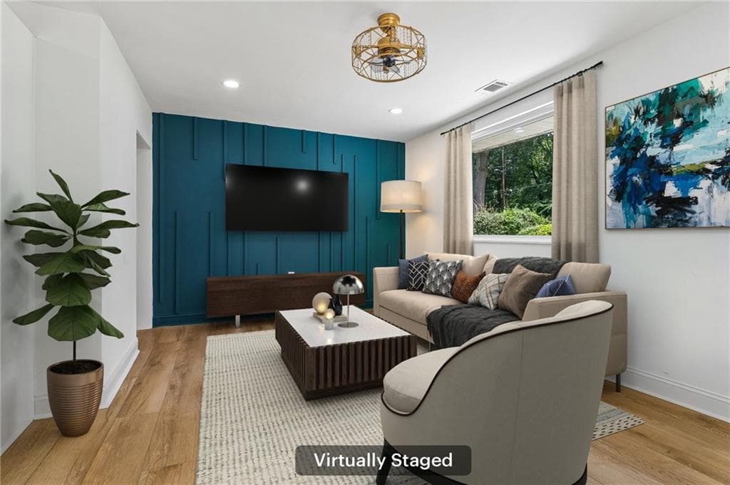 2 bedroom, 1 bathroom, 929 sq ft single family residence under contract at 1355 Graymont Drive, Atlanta, GA 30310 — photo 2
